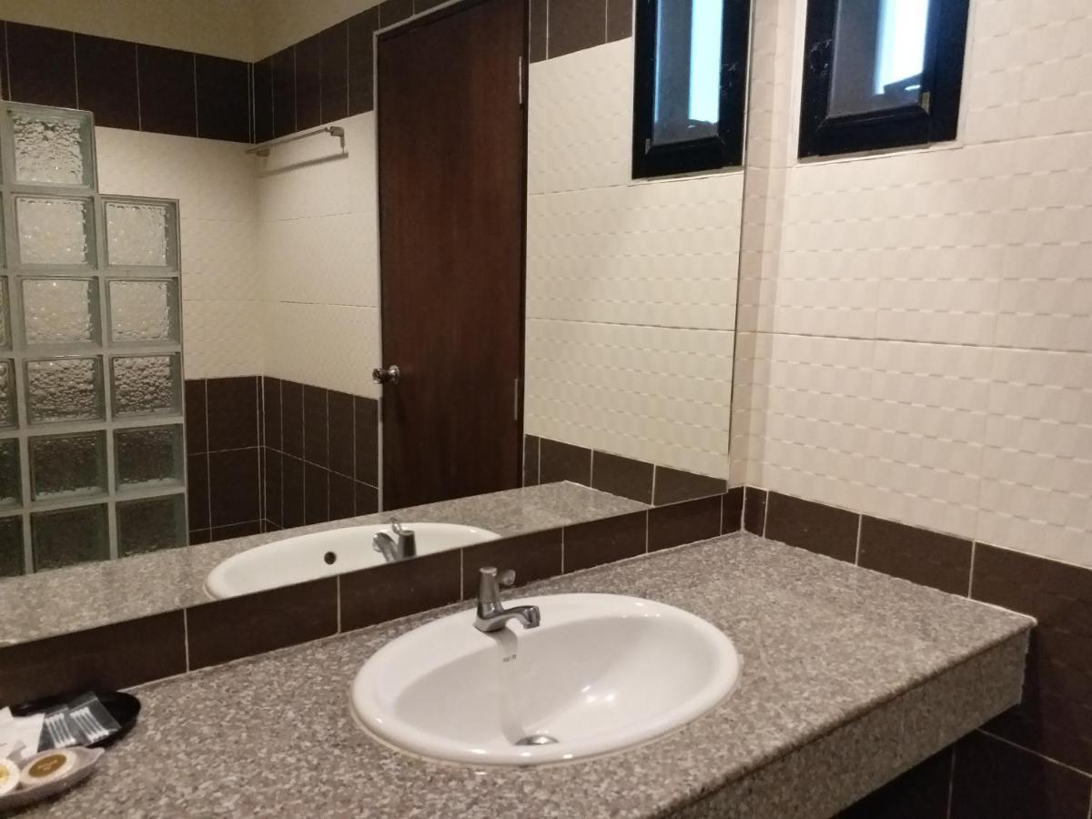 Sand Paisan Resort Pak Chong Екстериор снимка